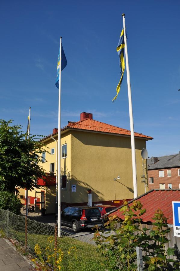 Hostel Roddaren Strömstad Esterno foto